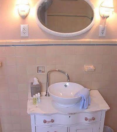 Ainsworth House Inn Luling Екстер'єр фото