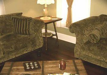Ainsworth House Inn Luling Екстер'єр фото